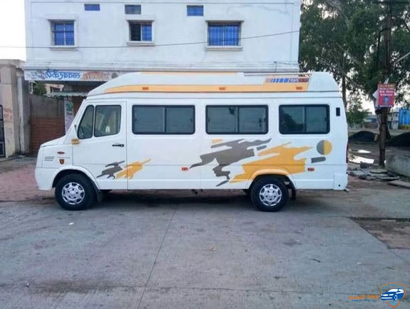 tempo-traveller